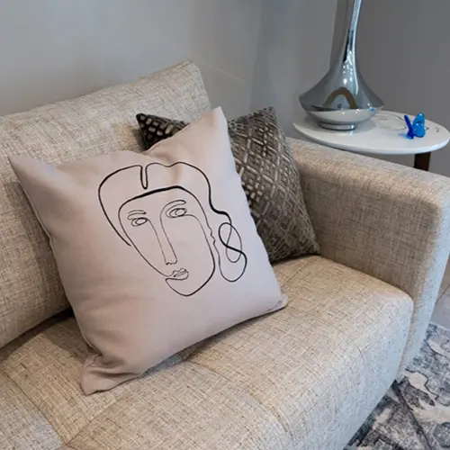 Colección Caras - Thread Pillow  - Beige 